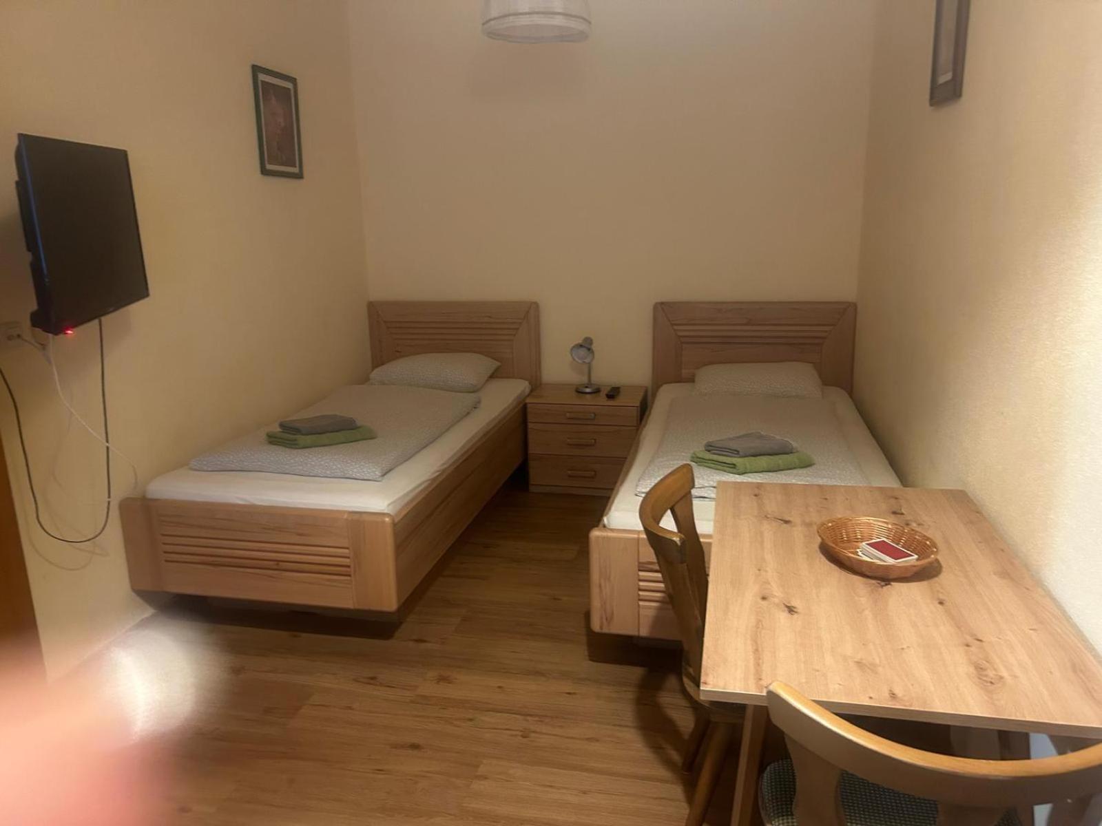 Gasthof Mit Seeterasse & Appartements Zur Landeroith Weyregg Εξωτερικό φωτογραφία