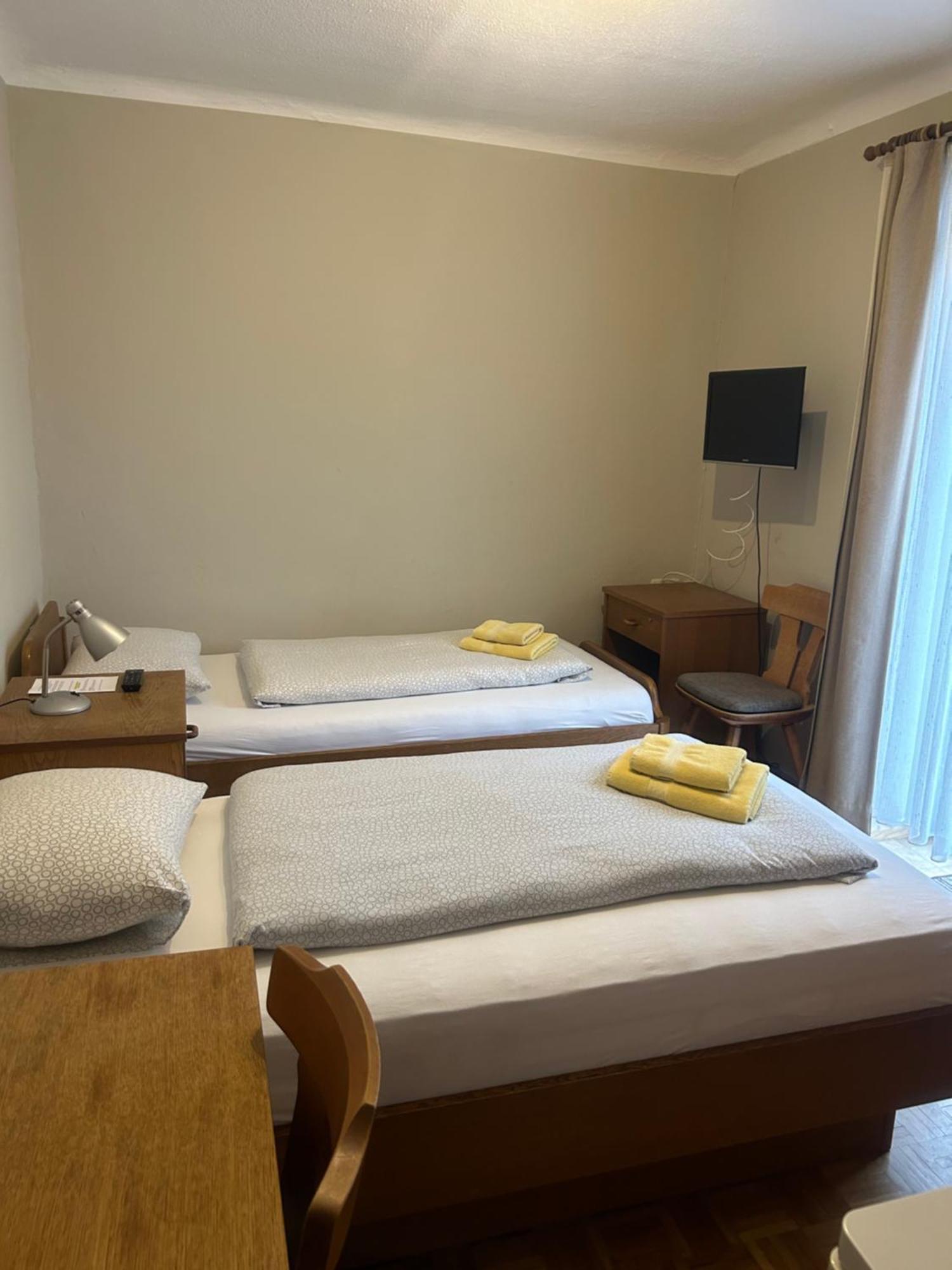 Gasthof Mit Seeterasse & Appartements Zur Landeroith Weyregg Εξωτερικό φωτογραφία
