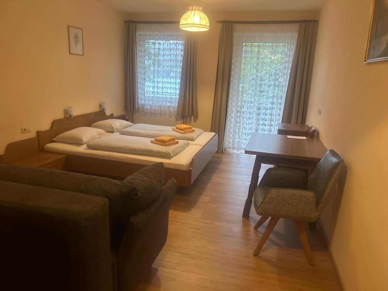 Gasthof Mit Seeterasse & Appartements Zur Landeroith Weyregg Εξωτερικό φωτογραφία