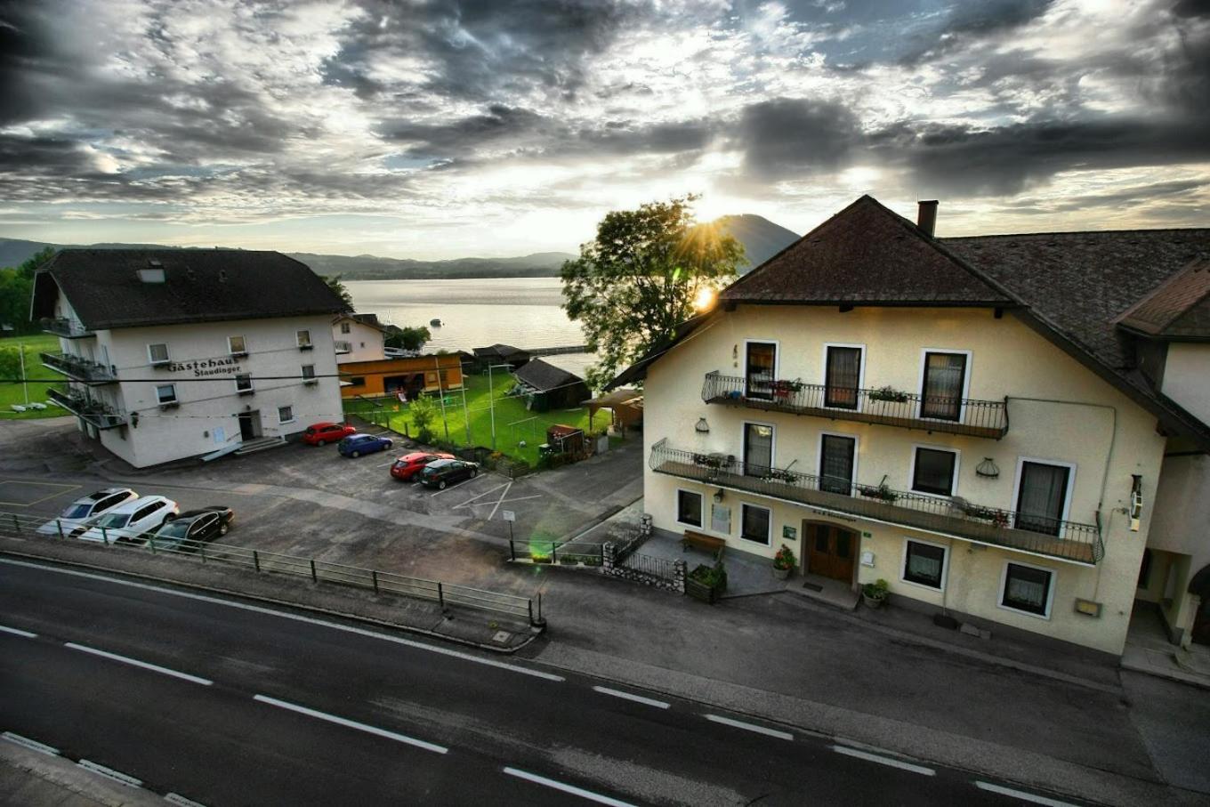Gasthof Mit Seeterasse & Appartements Zur Landeroith Weyregg Εξωτερικό φωτογραφία