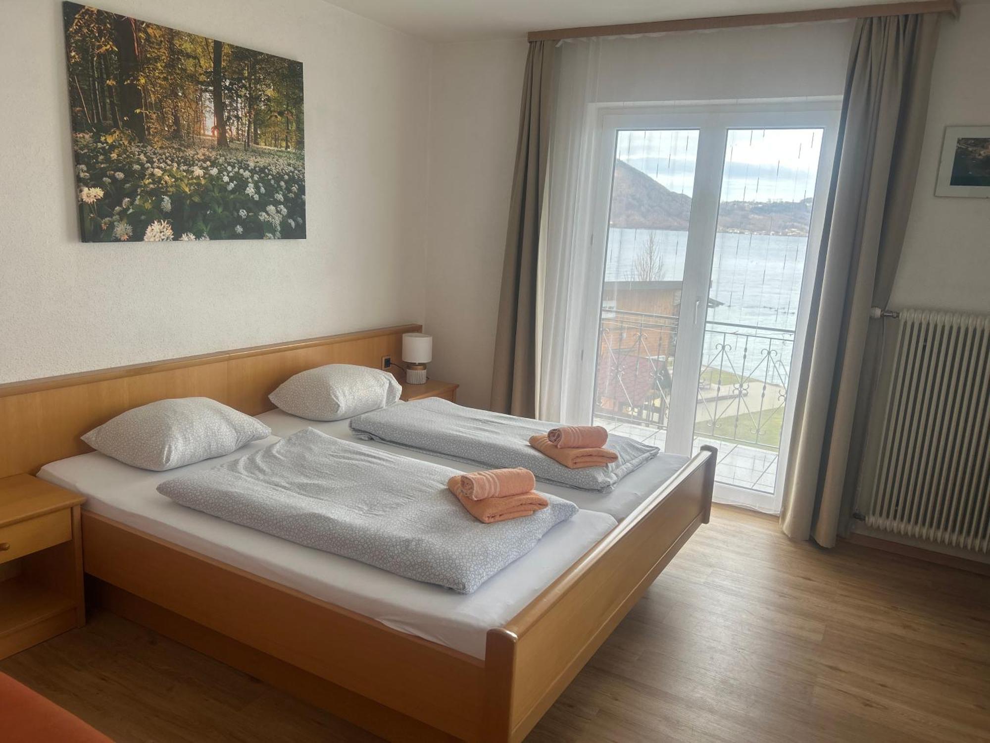 Gasthof Mit Seeterasse & Appartements Zur Landeroith Weyregg Εξωτερικό φωτογραφία